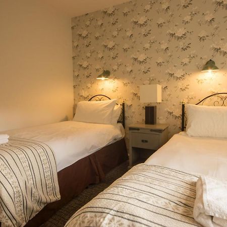 Eyam Cottage - Darwin Lake Holiday Village Matlock  Bagian luar foto