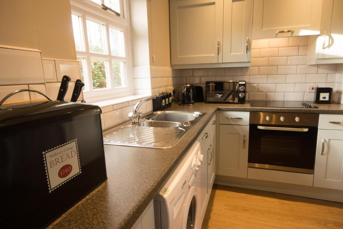 Eyam Cottage - Darwin Lake Holiday Village Matlock  Bagian luar foto